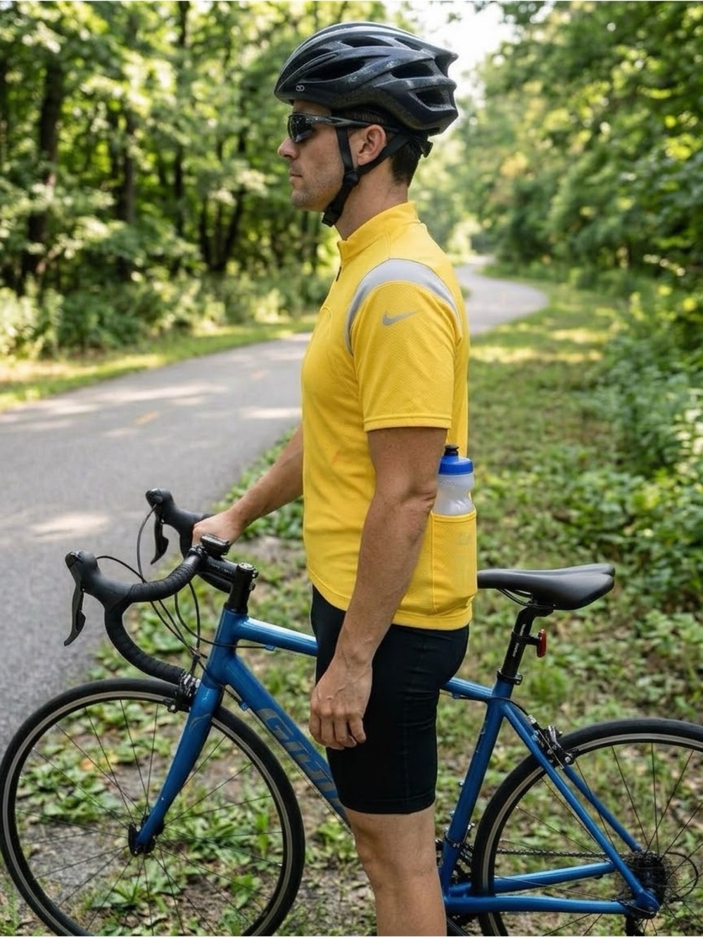 Nike Yellow Men's Short-Sleeve Cycling Jersey with Reflective Accents